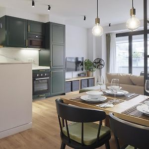 Appartement à 2 Chambres à Coucher