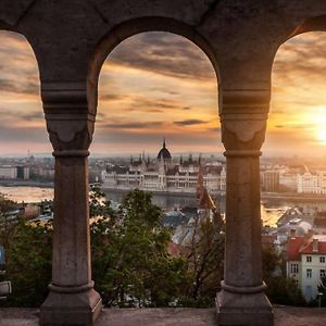Parisian Soul In The Heart Of Budapest