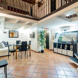 Via Dei Cestari Loft