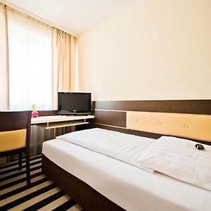 Chambre Petite Simple