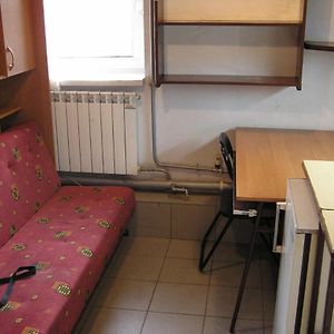 A- Kawalerka Mala Halczyna 9 Do Centrum 6 Przystankow