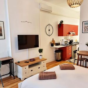 The Republik - Studio Haussmannien Pres Du Panier