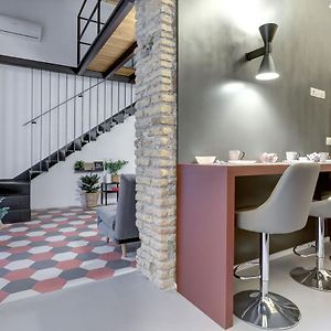 Appartement à 3 Chambres à Coucher