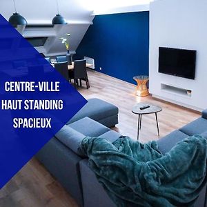 Appartement à 2 Chambres à Coucher