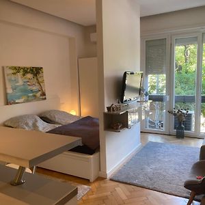 Blue Port Apartment In Ujlipotvaros With Free Parking