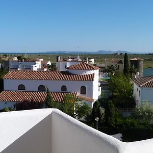 2 Beds, 2 Baths Apartment With Great Views And Pool