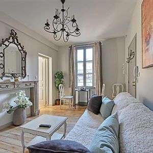 Au Coeur Des Papes, Dans Batisse De Charme Studios & Appartements En Coeur De Ville