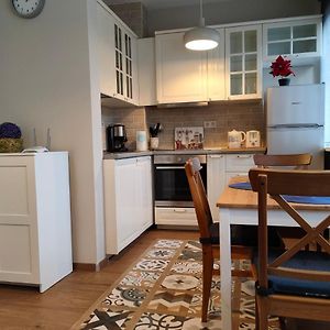 Dolce Vita-Sofia Apartment