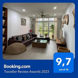 May Residence-800M From Opera House