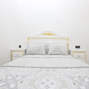 Velasquez Apartment