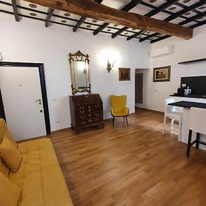 Charming Frattina - 2 Bathrooms New Apartment