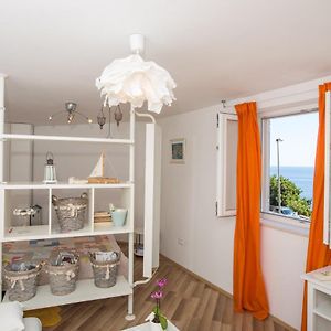 A Bright Hideaway