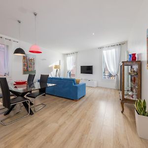 Appartement à 3 Chambres à Coucher