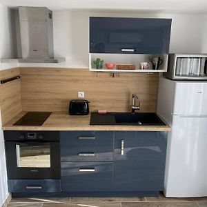 Charmant Studio Avec Jardin