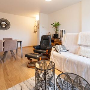 Appartement à 2 Chambres à Coucher