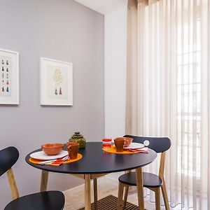 Appartement à 1 Chambre à Coucher au Premier Étage