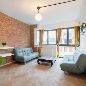 Appartement à 3 Chambres à Coucher