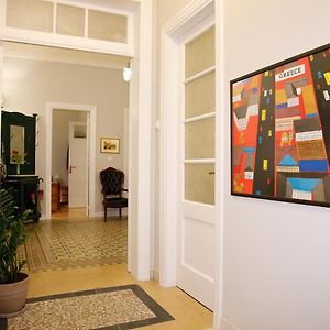 Appartement à 3 Chambres à Coucher