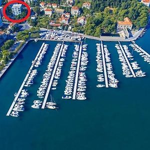 Batala1-City Marina Apartment With Secured Private Parking