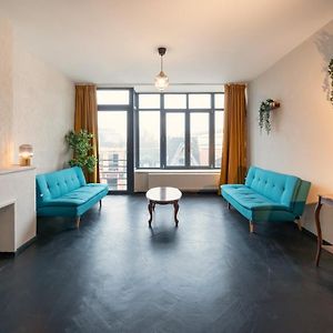 Appartement à 2 Chambres à Coucher