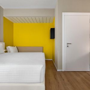 Chambre Accessible aux Personnes à Mobilité Réduite Double