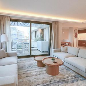 Appartement à 3 Chambres à Coucher
