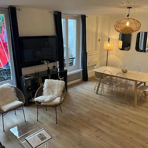 Appartement à 2 Chambres à Coucher