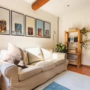 House On The Hills, 10 Minutes From City Center