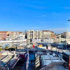 Grand appartement avec vue sur quai
