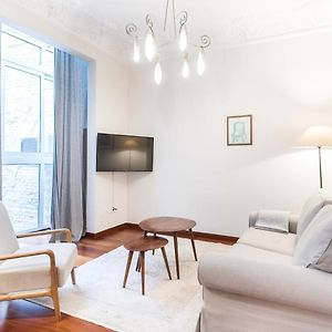 Modernist Apartment In The Best Location
