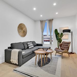 Deluxe Suites Downtown Montreal