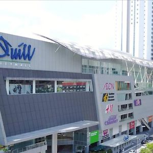 #211 M101 Dang Wangi Klcc View Pool By Livin