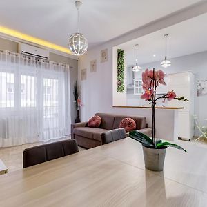 Appartement à 3 Chambres à Coucher