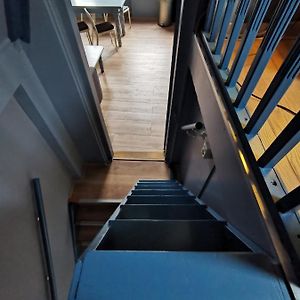 Suite à 2 Chambres à Coucher Lit King-Size