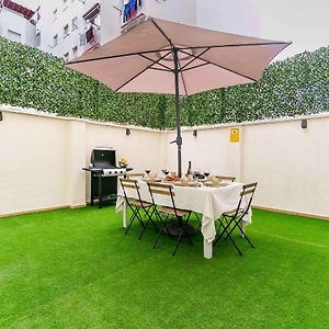 Bajo Urbano Boutique En Carlos Haya Con Terraza Y Parking