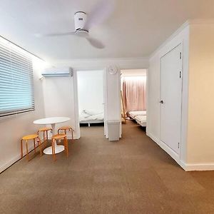 Appartement à 3 Chambres à Coucher