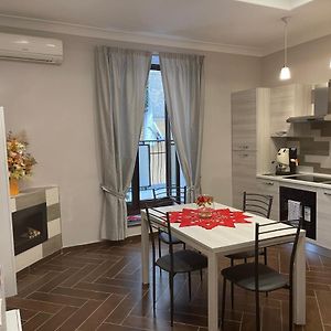 Appartement à 3 Chambres à Coucher