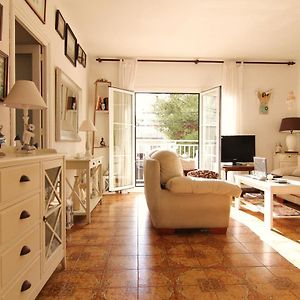 Appartement à 3 Chambres à Coucher