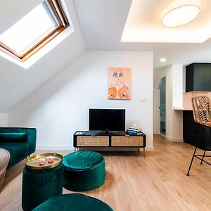 Appartement à 2 Chambres à Coucher
