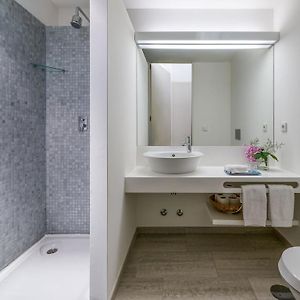 Chambre Standarde Lit Queen-Size