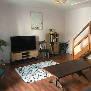 Appartement à 2 Chambres à Coucher