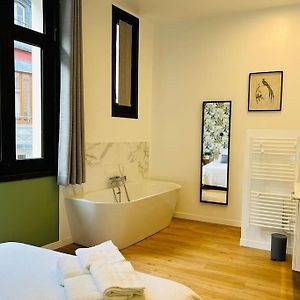 Appartement à 2 Chambres à Coucher