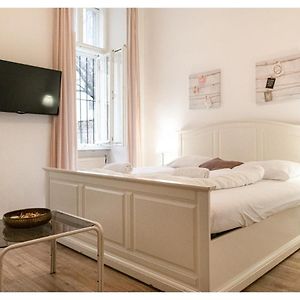 Stylish Apt - Ideal For Longstays Near Matzleinsdorferplatz