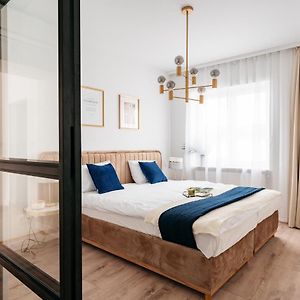 Appartement à 2 Chambres à Coucher