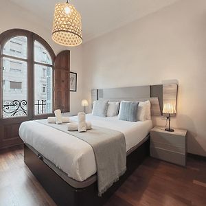 Appartement à 3 Chambres à Coucher