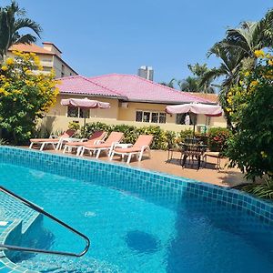 Butterfly Garden Boutique Residences A Lifestyle Destination That You Deserve By Neang 110 To 190 Sqmtr 1 To 3 Bedroom Units, 2 Full Bathrooms, Spa Bath, Rain Shower, Complete Kitchen, Staff 24-7, Free Fast Fiber Optic Wifi, 55