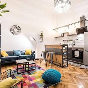 Appartement à 2 Chambres à Coucher