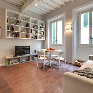 Cloe Apartment By Mamo Florence
