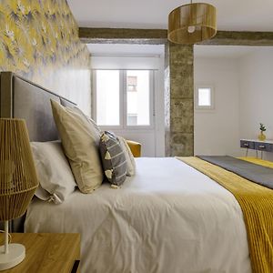 Appartement à 3 Chambres à Coucher