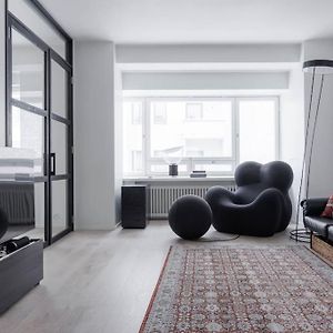 Spacious 2Br Apartment On Bulevardi